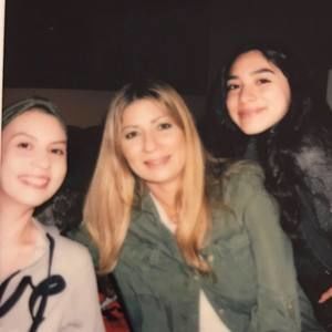 Meet your Posher, Veronica